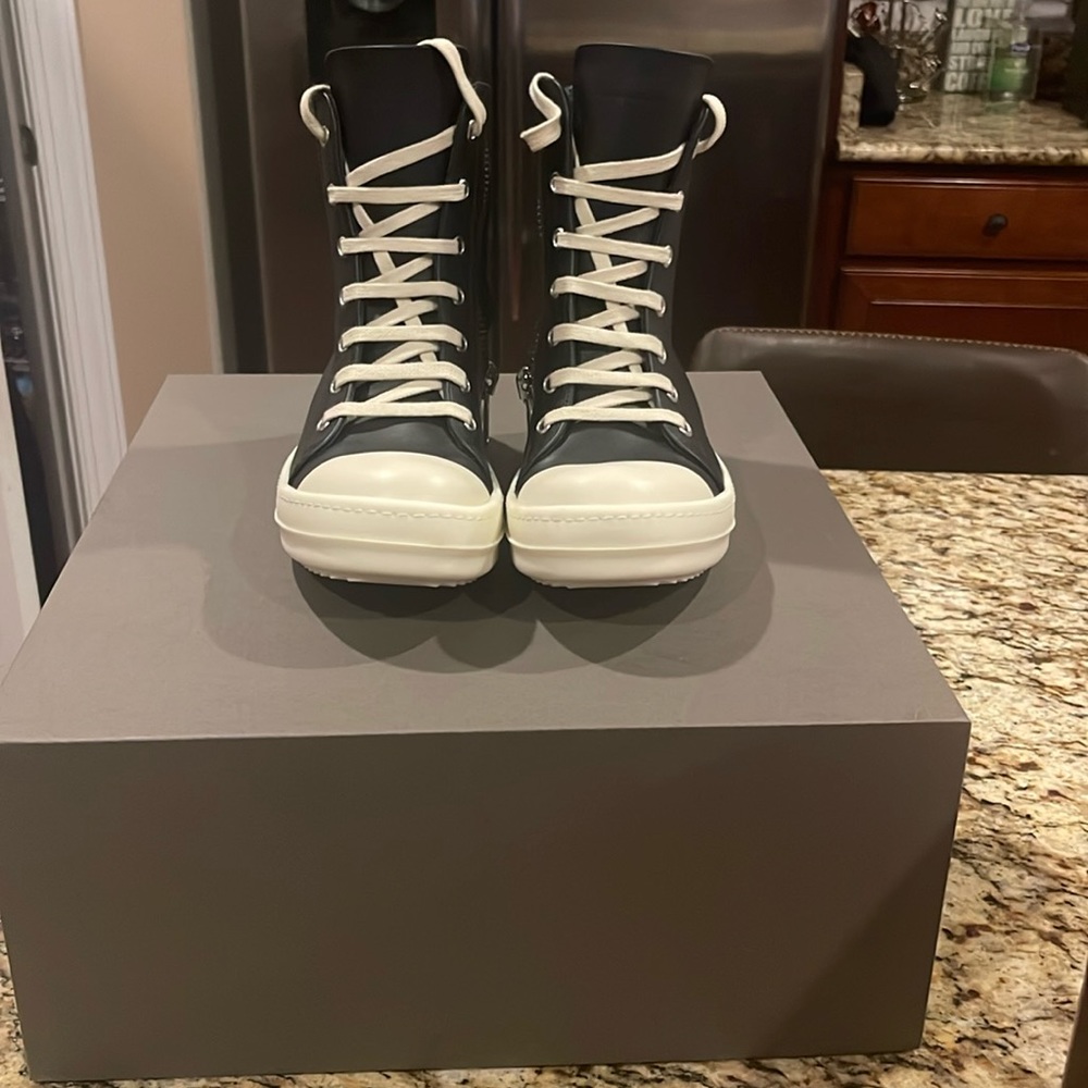 REAL Rick Owen’s- Genuine Leather- Black High Sneakers